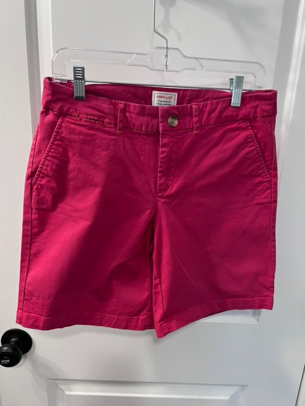 Gap Khakis Boyfriend Shorts Light Red Size 4 Chino Casual Summer